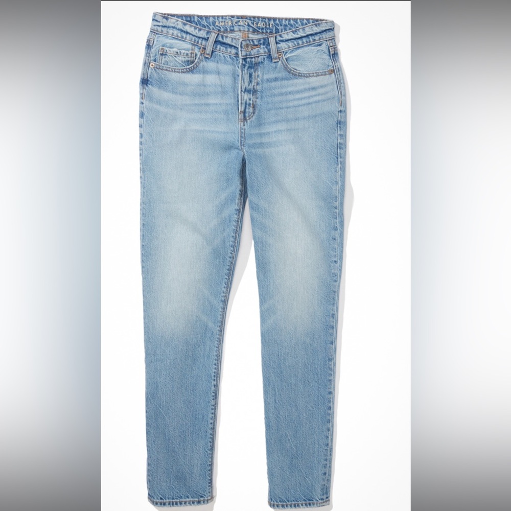 NWT American Eagle Mom Jeans Size 20 Regular